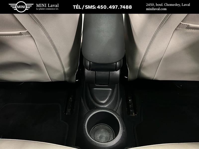 mini 3 Portes 2022 - 32