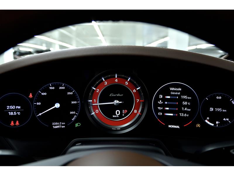 porsche 911 2022 - 19