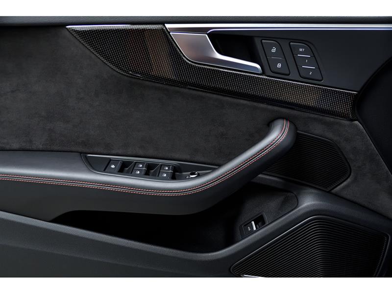 audi S5 cabriolet 2018 - 33