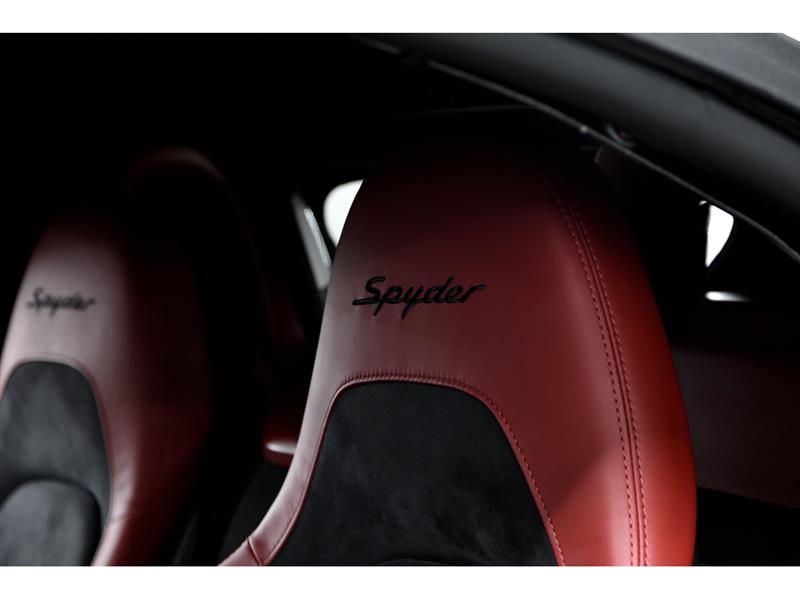 porsche 718 Spyder 2020 - 17