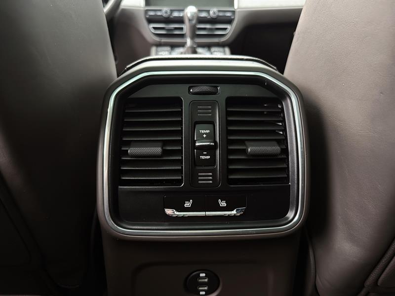 porsche Macan 2021 - 25