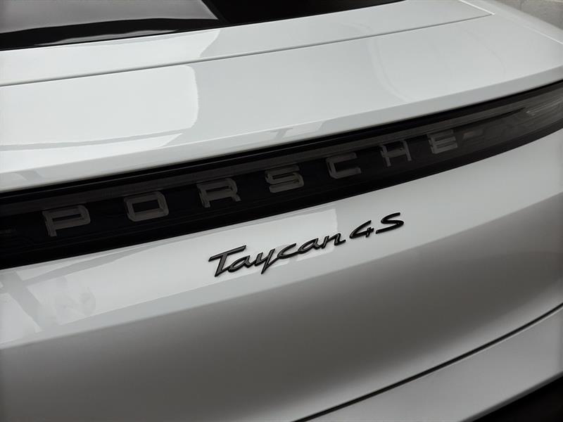 porsche Taycan 2021 - 8