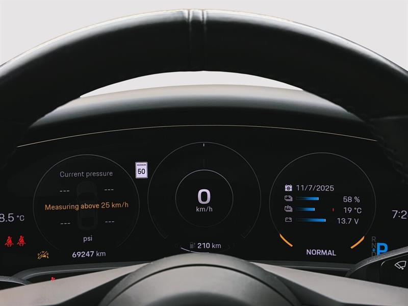 porsche Taycan 2021 - 19