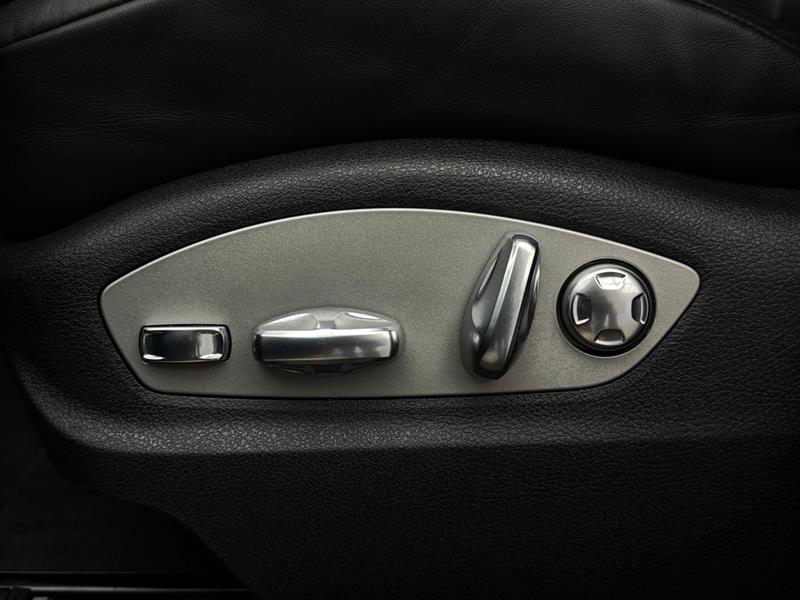 porsche Macan 2024 - 25