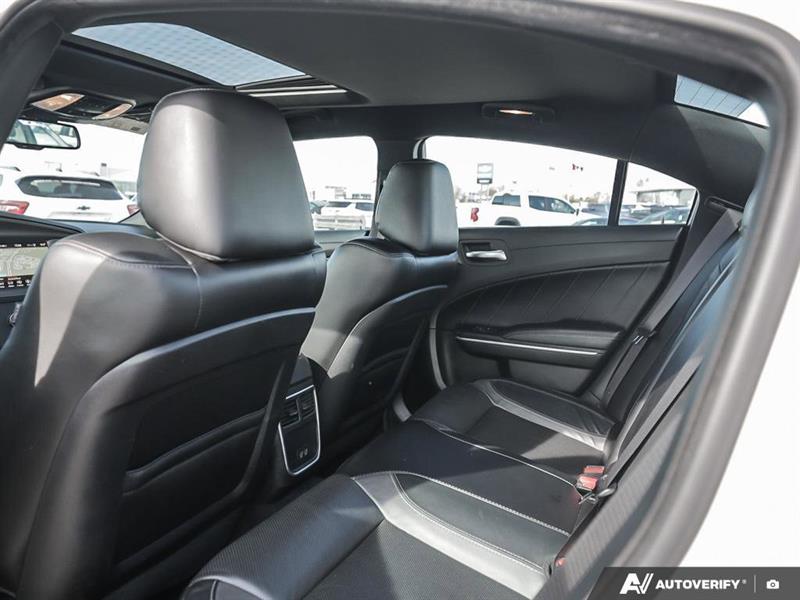 dodge Charger 2023 - 26