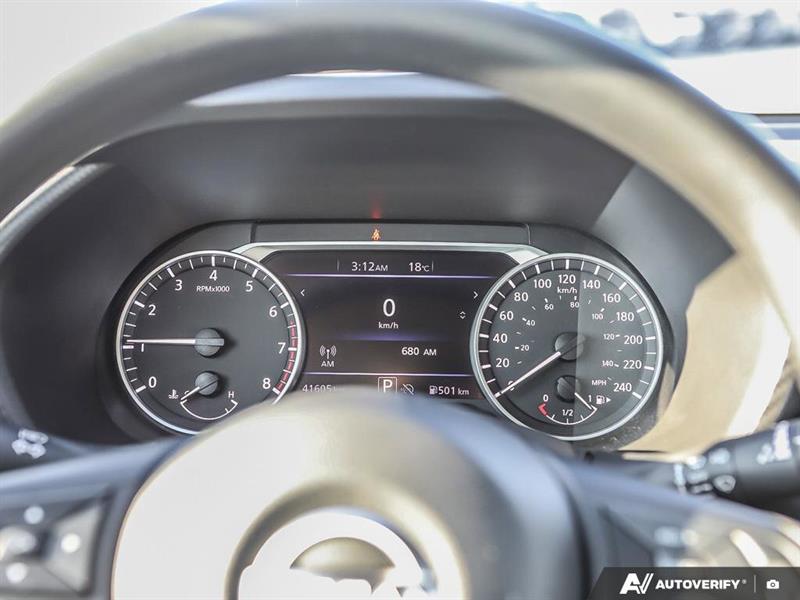 nissan Sentra 2024 - 9