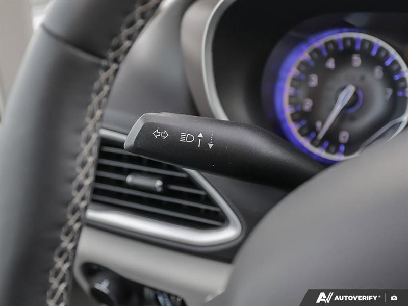 chrysler Grand Caravan 2024 - 11