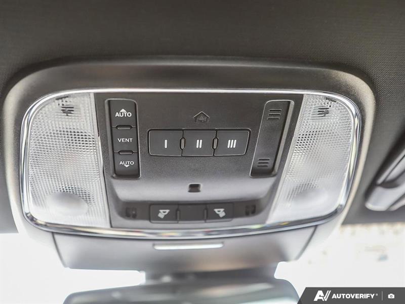 dodge Charger 2023 - 28