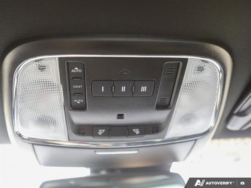 dodge Charger 2023 - 28