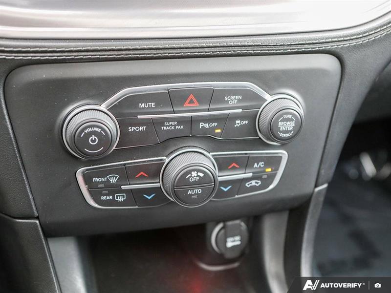 dodge Charger 2023 - 16