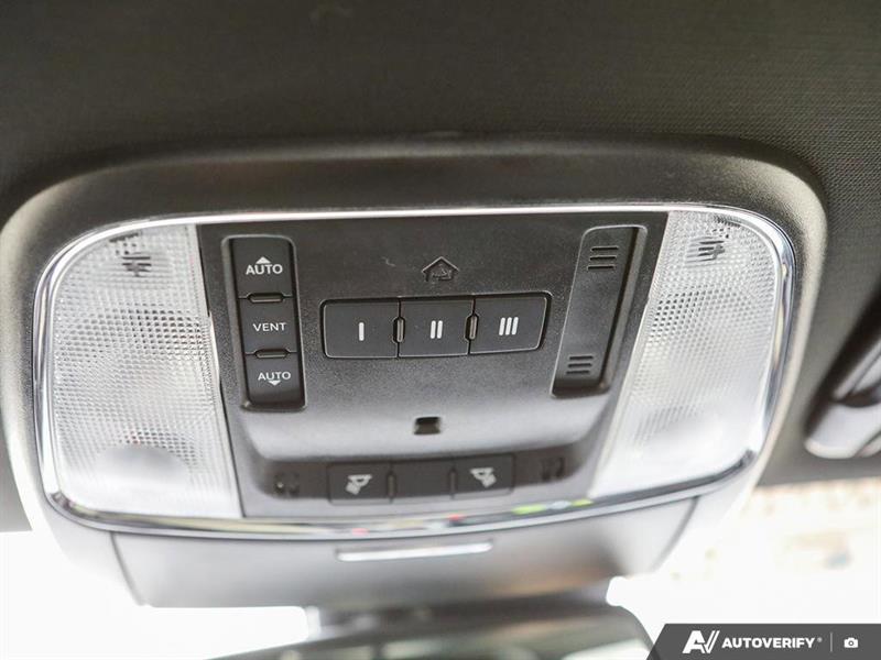 dodge Charger 2023 - 28