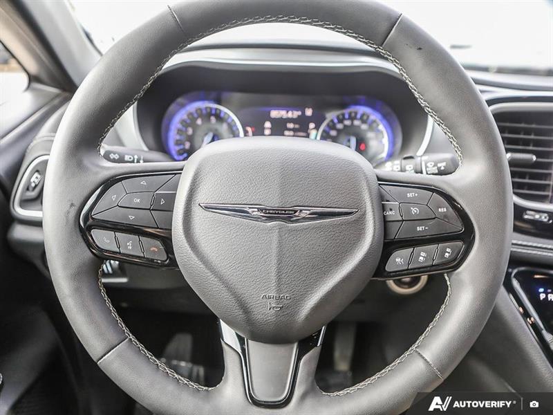 chrysler Pacifica 2023 - 8