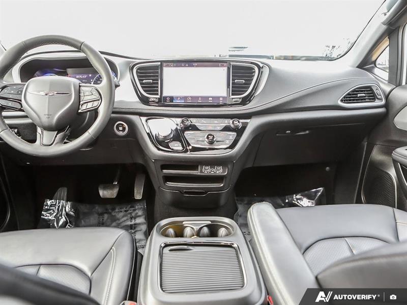 chrysler Pacifica 2023 - 29