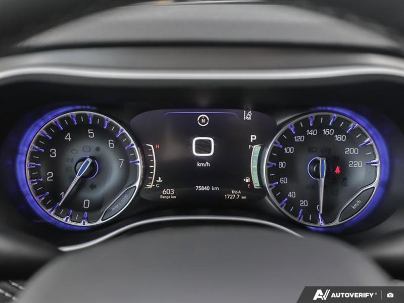 chrysler Pacifica 2023 - 9