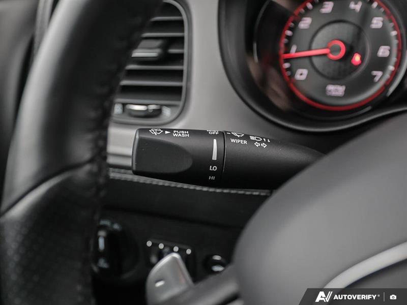 dodge Charger 2023 - 11