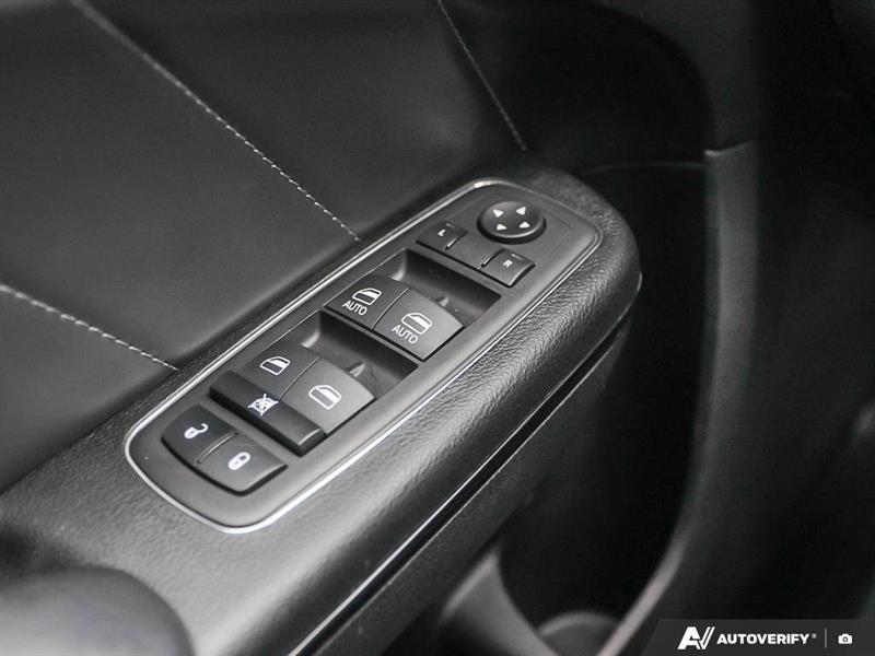 dodge Charger 2023 - 12