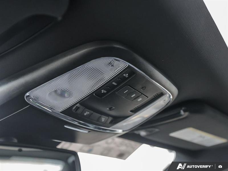 dodge Charger 2023 - 17