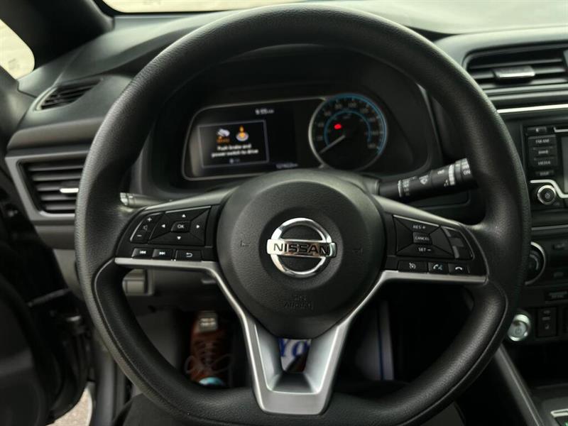 nissan LEAF 2018 - 17