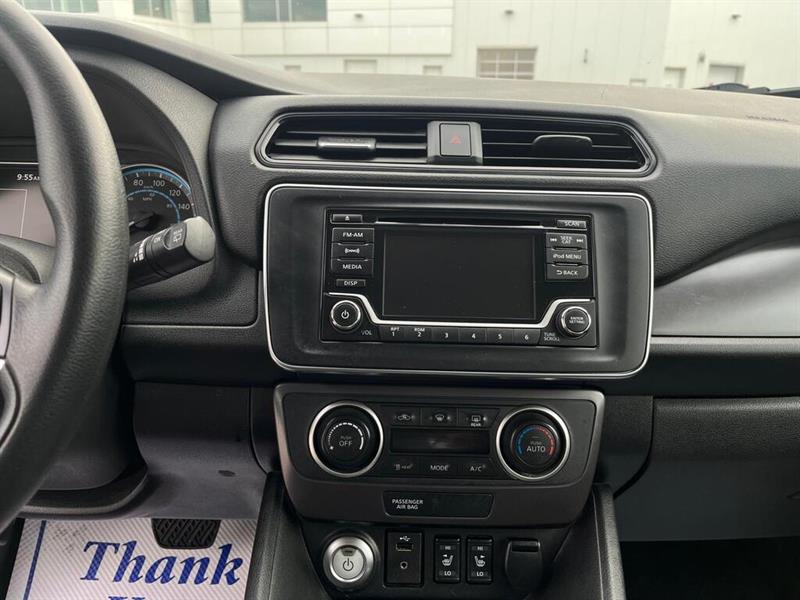 nissan LEAF 2018 - 24