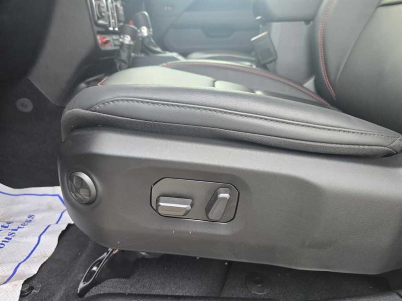 jeep Wrangler 2025 - 27