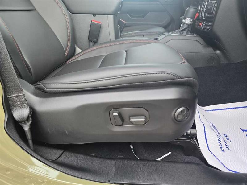 jeep Wrangler 2025 - 38