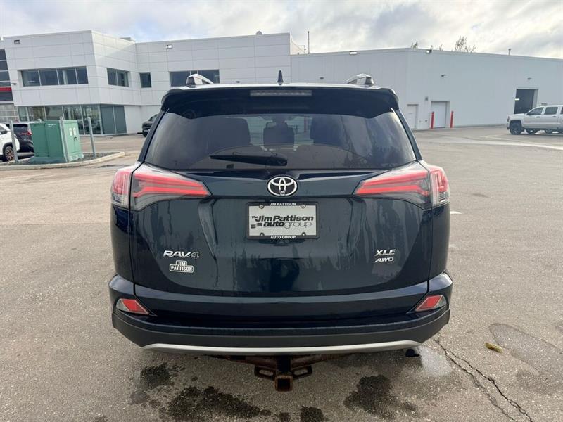 toyota RAV4 2017 - 8
