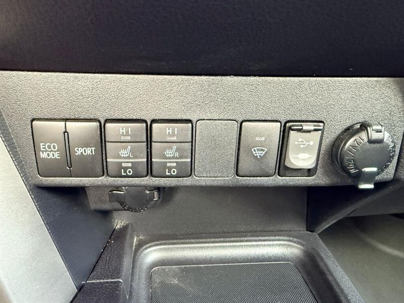 toyota RAV4 2017 - 16