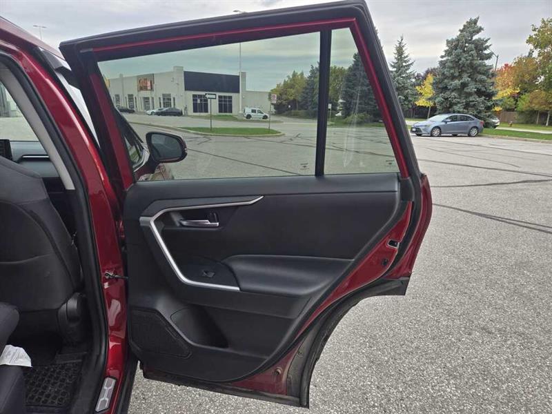 toyota RAV4 2020 - 17