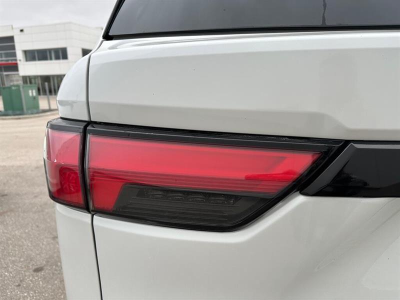 toyota Sequoia 2024 - 9