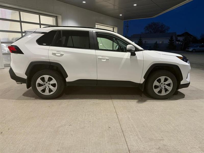 toyota RAV4 2021 - 8