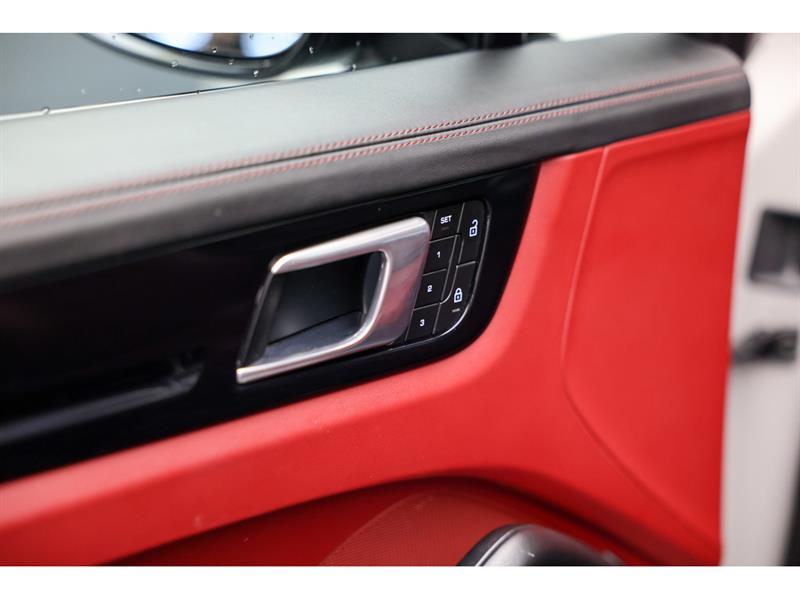 porsche Cayenne 2022 - 11