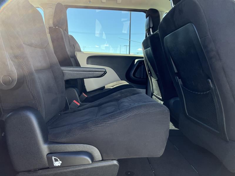 dodge Grand Caravan 2014 - 24