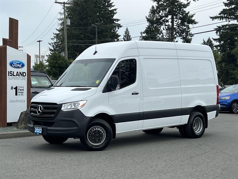 mercedes-benz Sprinter Cargo Van 2022 - 2