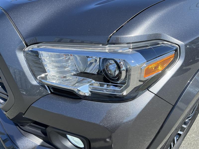 toyota Tacoma 2021 - 12