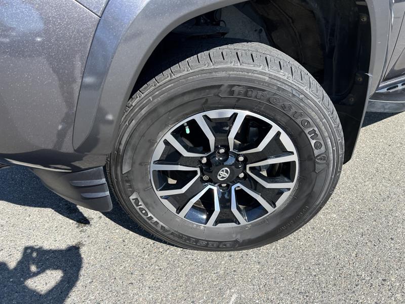 toyota Tacoma 2021 - 13