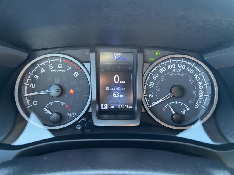 toyota Tacoma 2021 - 17