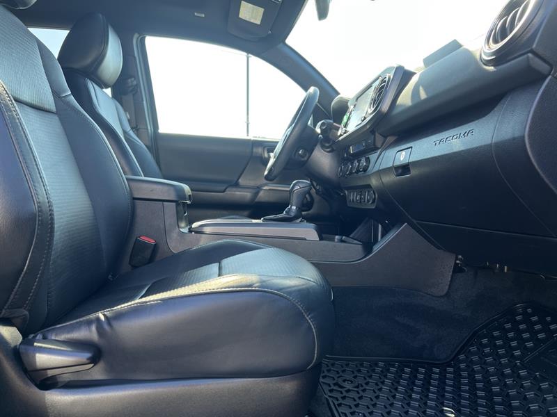 toyota Tacoma 2021 - 25