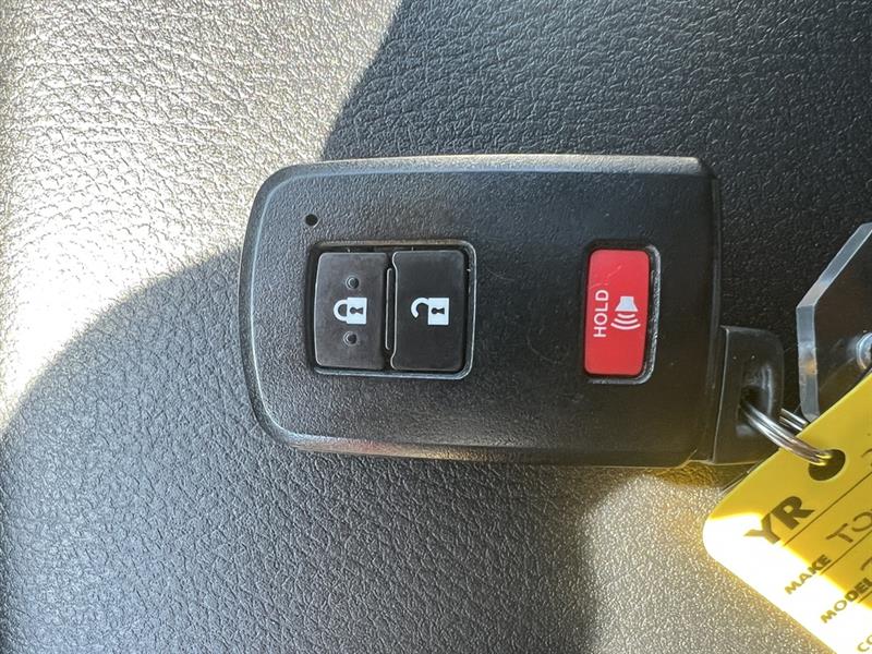 toyota Tacoma 2021 - 29