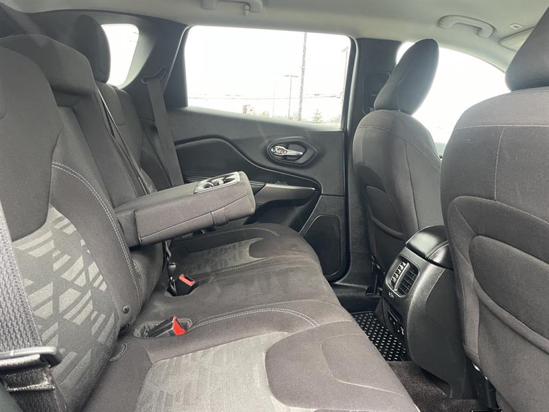jeep Cherokee 2019 - 24