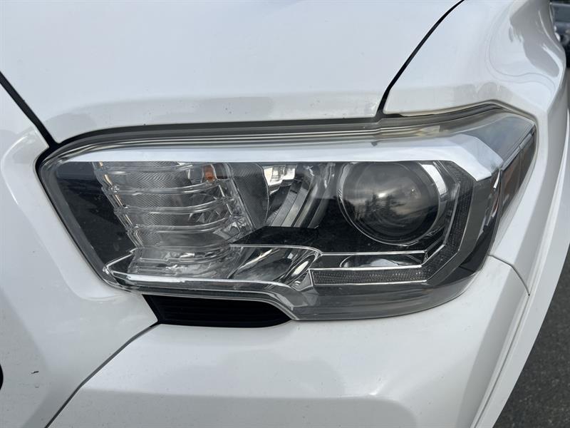 toyota Tacoma 2017 - 9