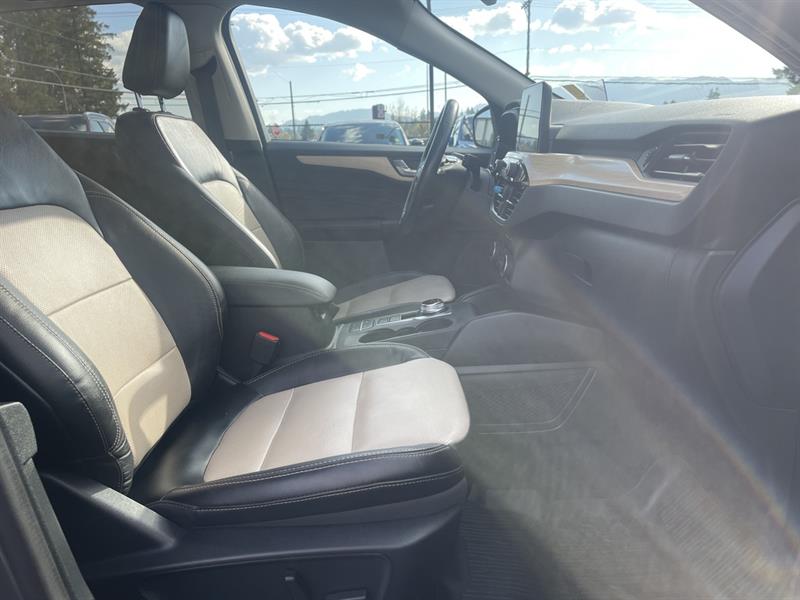 ford Escape 2021 - 26