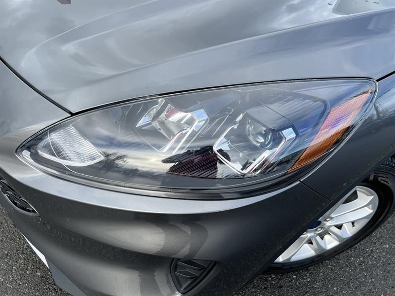 ford Escape 2022 - 12