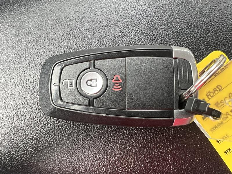 ford Escape 2022 - 28