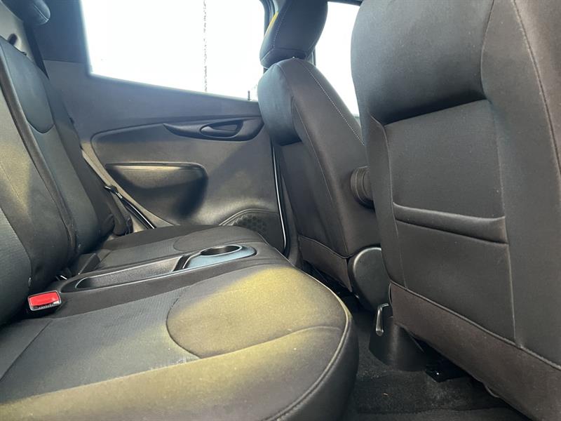 chevrolet Spark 2022 - 24