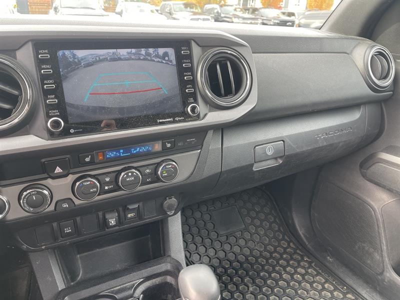 toyota Tacoma 2022 - 17