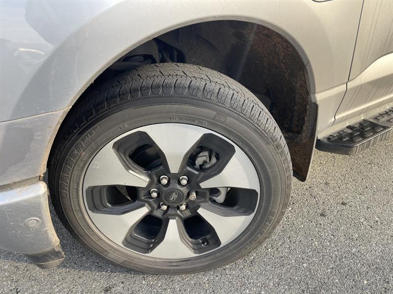 ford F-150 Lightning 2023 - 14