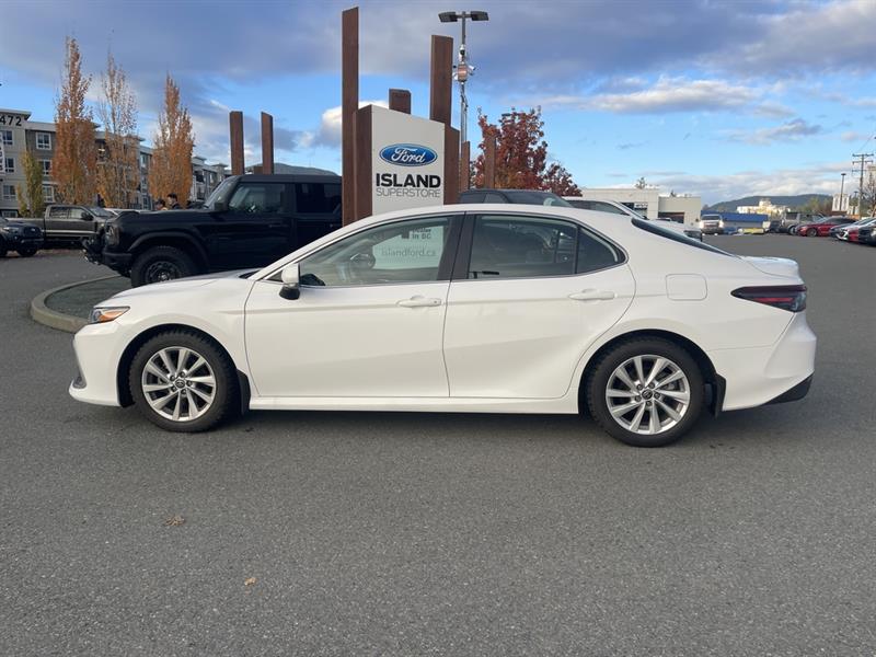 toyota Camry 2022 - 4