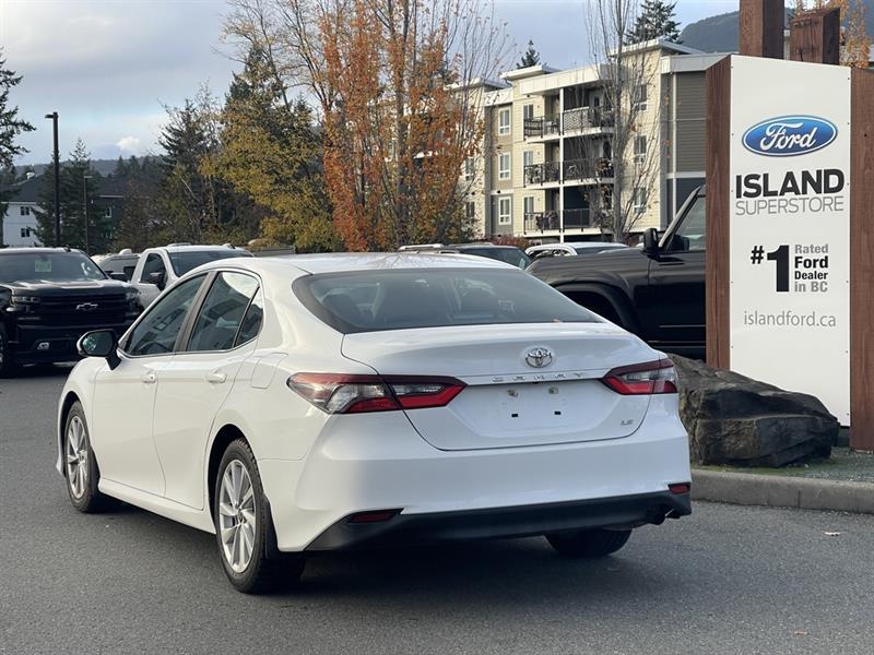 toyota Camry 2022 - 6