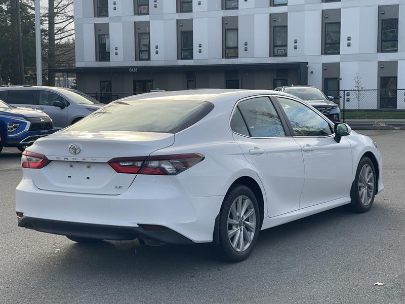 toyota Camry 2022 - 8