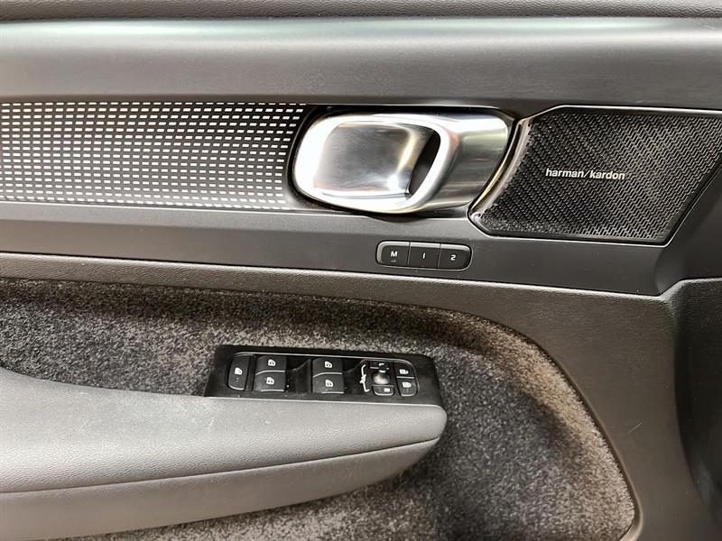 volvo XC40 2022 - 24